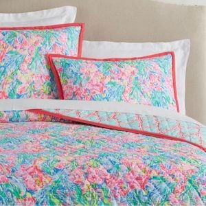 Lilly Pulitzer x Pottery Barn Reversible Quilt